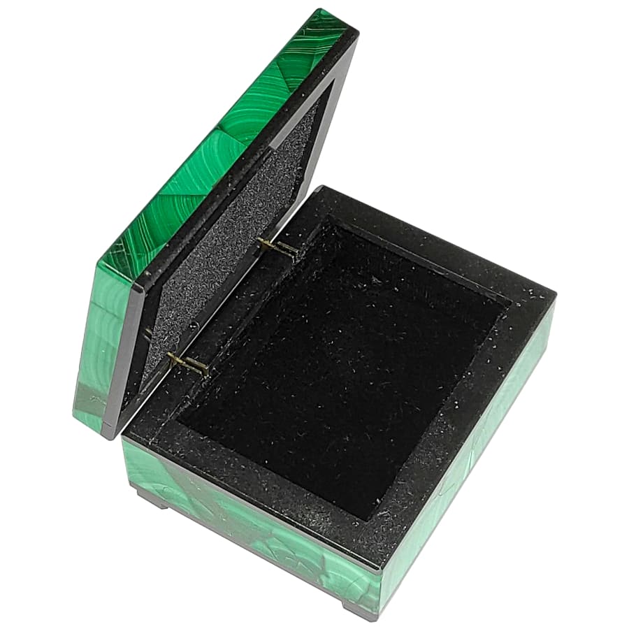 Шкатулка малахитовая 8х6х3,5 см. Шкатулка малахитовая 8х6х3,5 см.